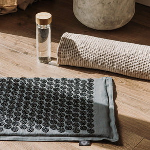 3 unexpected ways my Spikeology acupressure mat has boosted my happiness
