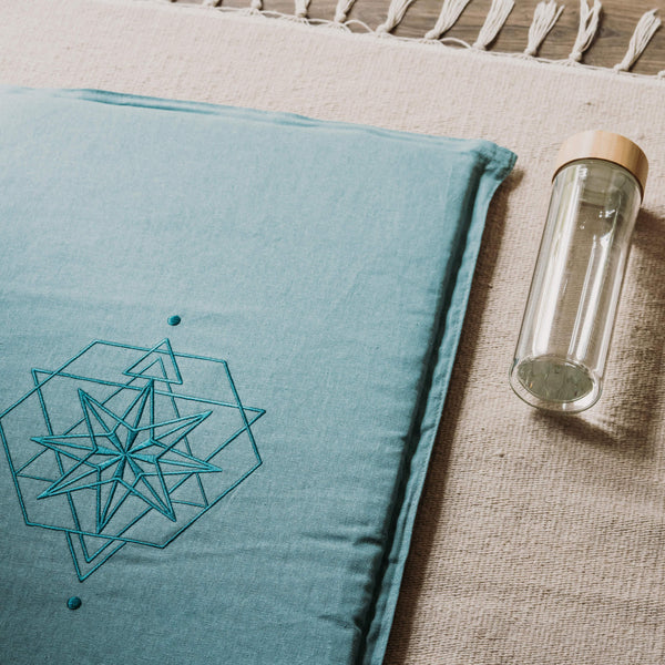 Acupressure mat, pillow and bag set, aqua